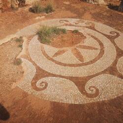 Übrig ist noch dieses kunstvolle Mosaik