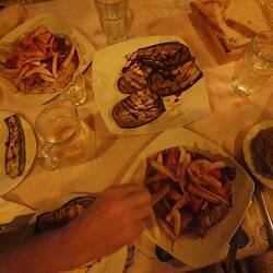 Griechisches Essen in der Taverne