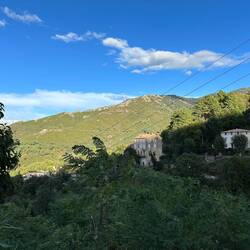 Schöne Landschaften Richtung Bastia