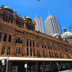 queen victoria shoppingmal