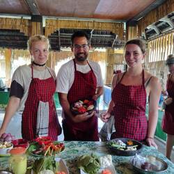 Klara, Paula and me presenting the ingredients before using them for our various dishes