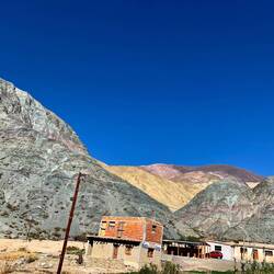 Auf über 4'000m Metern hat's Fincas...