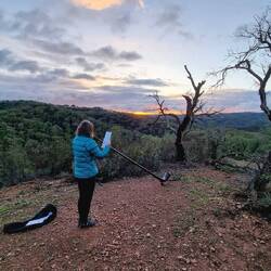 Heidi bespielt den Sonnenuntergang ...