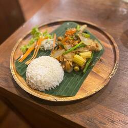 Cashew Nut with Chicken