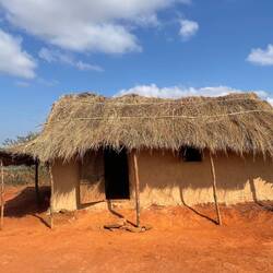 Wohnhütte eines Madagassen