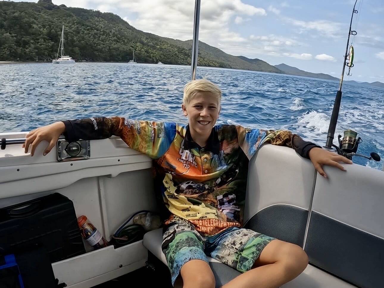 Cruising to Hill Inlet