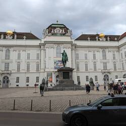 Hofburg center