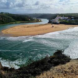 Blick auf den Strand an der Mündung des Rio Seixe. So nah ... und doch unerreichbar!