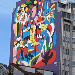 Cool mural on building in Vilgo