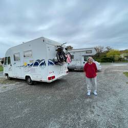 Pinkelpause für die Hunde um 12:30 bei Balizac
