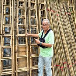 Wie soll ich den davon abhalten, diese Leiter zu kaufen? Er will sie unbedingt...