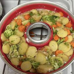 Gemüsegratin im Omnia