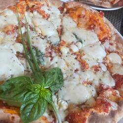 Vermutlich die beste Pizza des Landes 🥰