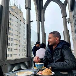 Und im zweiten Stock von der Kathedrale befindet sich ein süsses Café mit toller Aussicht 🤩