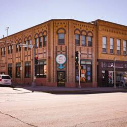 Short stop in Gallup on our way to Monument Valley