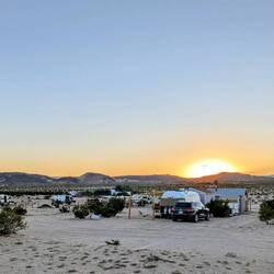 A Van life community/campground in Joshua tree