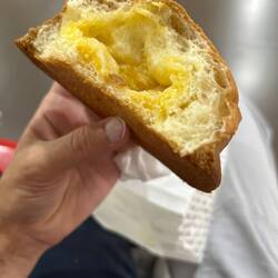 ... und innen salzige, geschmolzene Butter 🤤