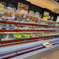 Holland Bakery