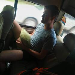 Der Platz während der An- und Abreise im Minivan😂