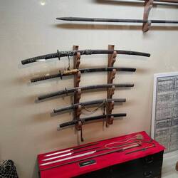 Viele Katanas
