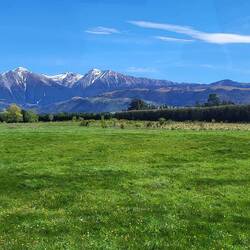 You're never far away from ocean or the mountains in New Zealand