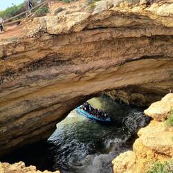 Blick in die Benagil-Höhle...