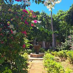 Springbrunnen auf dem 'Plaza del Armas'