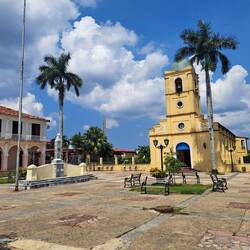 Der zentrale Platz von Viñales