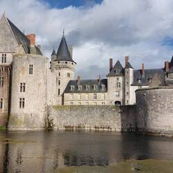 Slottet ved Sully-sur-Loire