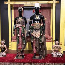 Königliches Zeremoniengewand