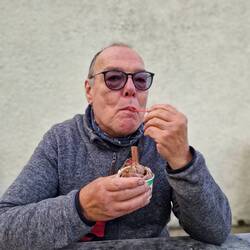 What better than ice cream from Frederick's on a fristy day?