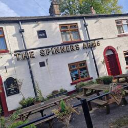 Very friendly landord at the Spinners Arms