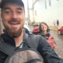 Unser erster Regen in Peru auf rutschigen Wegen