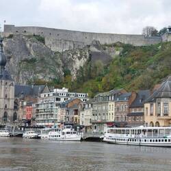 Dinant ved floden Meuse