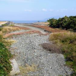 Viele Flussbetten liegen zu dieser Jahreszeit trocken.