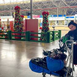 Langes Warten am Busbahnhof, bis es überhaupt erst losgeht