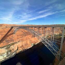 Bridge in front of the dam