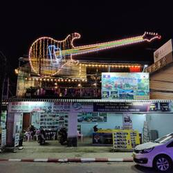 Around Vang Vieng centre