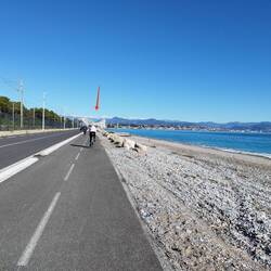 Man beachte die schneebedeckten Berge😍