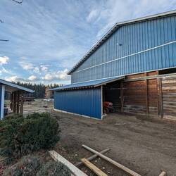 Unterstand schon fast fertig