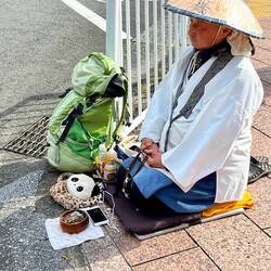Henro (pilgrim of the 88 temple walk)