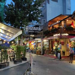 Bassac Street - Cool bars and eateries close to my hotel