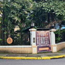 war längere Zeit ein Nobel-Bordell...war beliebt bei reichen Amerikanern 🤩