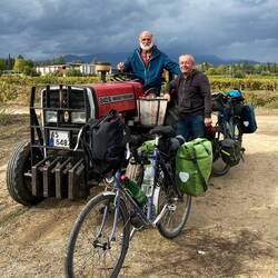 The photo of the tractor in which they insist it should have Alain at the helm