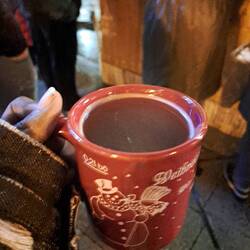 Jus de pomme chaud (je ne me rappelle plus du nom sorry😖)