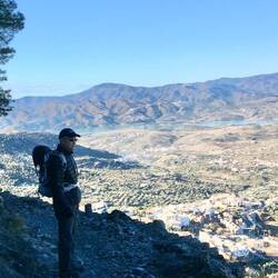 Heading into Alcaucín by the direct path from the cortijo