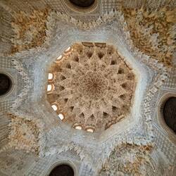 Wundervolle Stalakditendecke