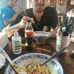 Selbst gemachte, frische Nudeln im Garden Place Noodle Bar