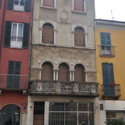 Via Cavour