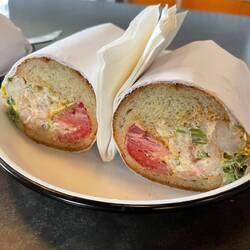Shrimp sandwich